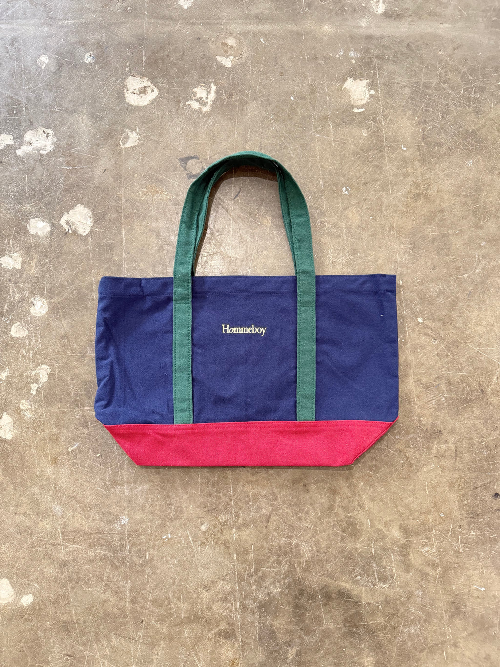 AW25 Tote